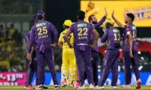 धोनी की कप्तानी वापसी पर केकेआर ने CSK को दी करारी शिकस्त