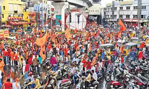 Hyderabad: राम मंदिर गौलीगुड़ा से वीर हनुमान जयंती जुलूस शुरू
