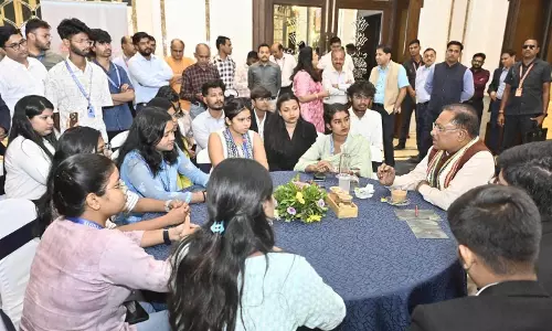 CM विष्णुदेव साय ने युवाओं के साथ किया आत्मीय संवाद