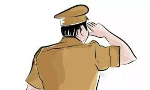 डिपो में शौचालय पेंट करने के लिए मजबूर करने वाले कर्मचारी की जांच की