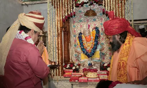Jaipur: हनुमान जन्मोत्सव, मुख्यमंत्री भजनलाल शर्मा ने  सिद्धेश्वर हनुमान मंदिर में किए दर्शन
