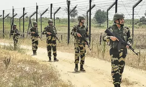 नियंत्रण रेखा पर घुसपैठ की कोशिश नाकाम करते हुए सेना ने JCO को मार गिराया