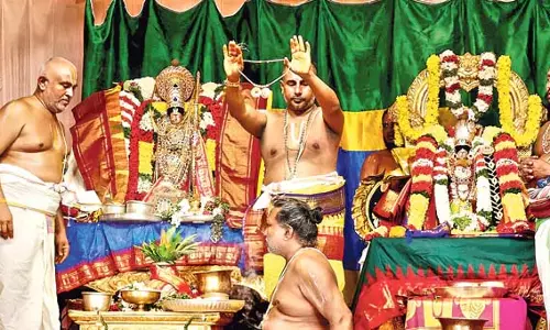 सीता रामचंद्रन के विवाह के अवसर पर कोडंडा राम मंदिर को भव्यता से सजाया गया
