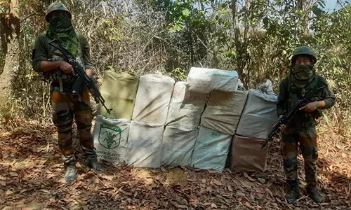 Mizoram: असम राइफल्स ने चम्फाई में 2.52 लाख रुपये की विदेशी शराब जब्त की