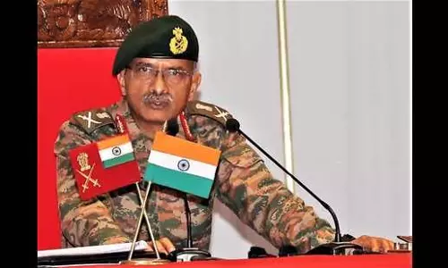 जम्मू-कश्मीर को आतंकवाद से मुक्त कराएंगे: Army Comdr जम्मू-कश्मीर को आतंकवाद से मुक्त कराएंगे: Army Comdr