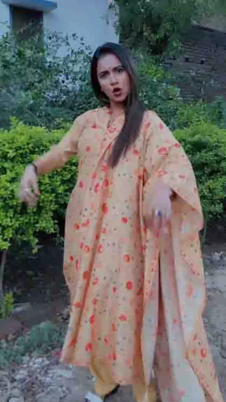 त्रिशाकर मधु का डांस वीडियो वायरल