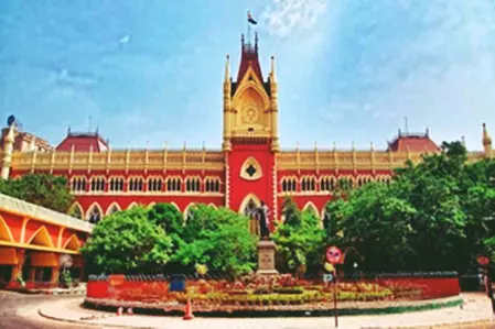 बंगाल में वक्फ अधिनियम को लेकर हिंसा : कलकत्ता हाईकोर्ट ने सीएपीएफ की तत्काल तैनाती का दिया आदेश बंगाल में वक्फ अधिनियम को लेकर हिंसा : कलकत्ता हाईकोर्ट ने सीएपीएफ की तत्काल तैनाती का दिया आदेश
