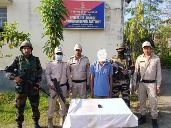 Manipur Police ने नाबालिग लड़की की हत्या के मामले में आरोपी को किया गिरफ्तार Manipur Police ने नाबालिग लड़की की हत्या के मामले में आरोपी को किया गिरफ्तार