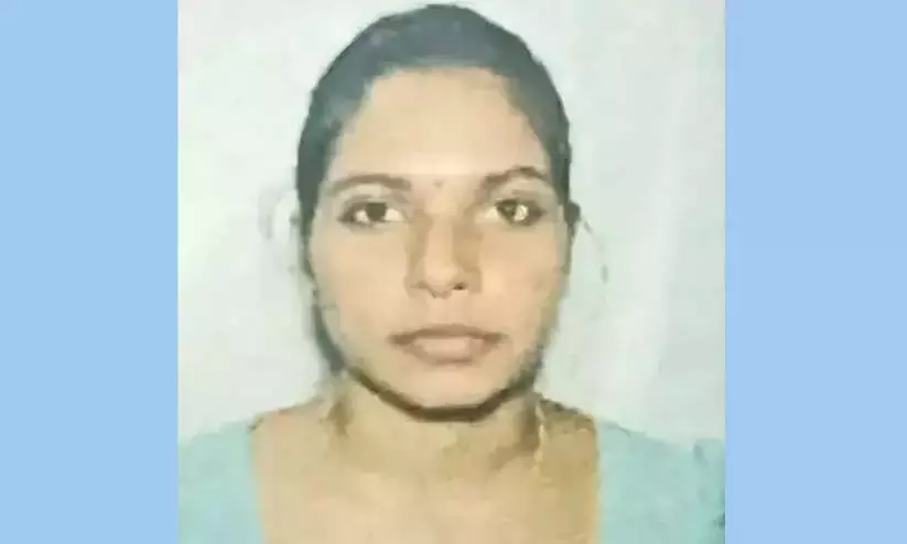 मैसूर में बाइक दुर्घटना में मलयाली महिला की मौत मैसूर में बाइक दुर्घटना में मलयाली महिला की मौत