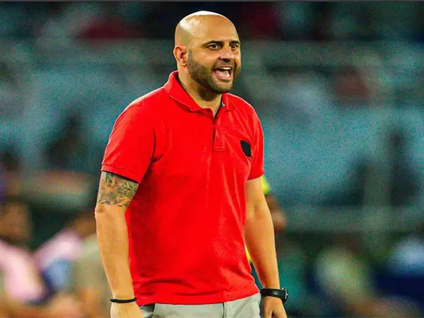 यह हार हमें और मजबूत बनाएगी: Bengaluru FC के जेरार्ड ज़ारागोज़ा यह हार हमें और मजबूत बनाएगी: Bengaluru FC के जेरार्ड ज़ारागोज़ा