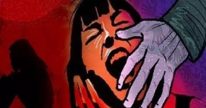 सिक्किम पुलिस ने नाबालिग से बलात्कार के आरोप में आठ लोगों को गिरफ्तार किया सिक्किम पुलिस ने नाबालिग से बलात्कार के आरोप में आठ लोगों को गिरफ्तार किया