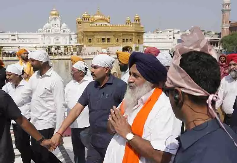 तख्त की फटकार के महीनों बाद सुखबीर फिर से SAD की कमान संभालेंगे तख्त की फटकार के महीनों बाद सुखबीर फिर से SAD की कमान संभालेंगे