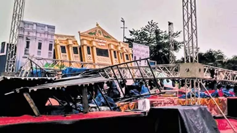 नॉरवेस्टर ने Mayurbhanj में जनजीवन को प्रभावित किया, एक की मौत नॉरवेस्टर ने Mayurbhanj में जनजीवन को प्रभावित किया, एक की मौत