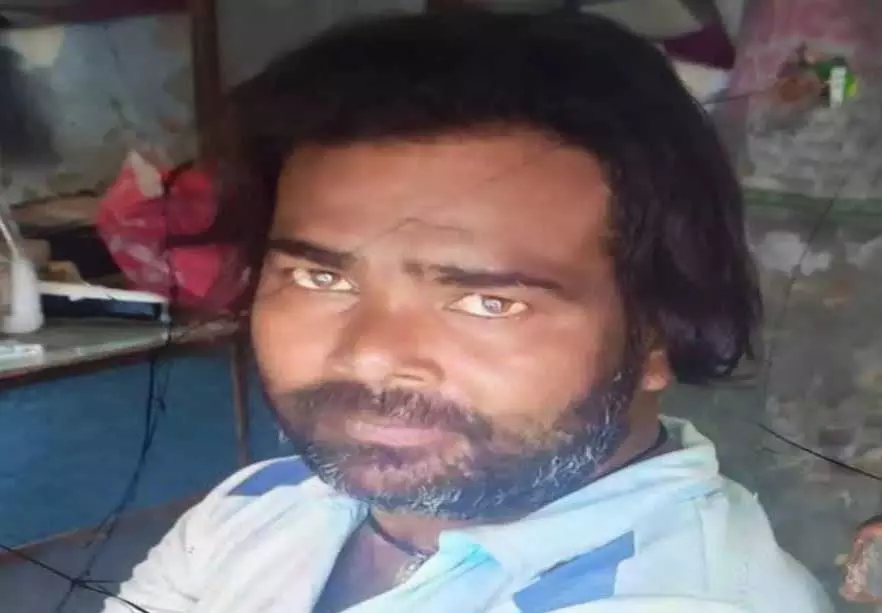 ससुराल में घर के दरवाजे पर खड़ा था, तभी हो गई हत्या, ताबड़तोड़ गोलियां चली ससुराल में घर के दरवाजे पर खड़ा था, तभी हो गई हत्या, ताबड़तोड़ गोलियां चली