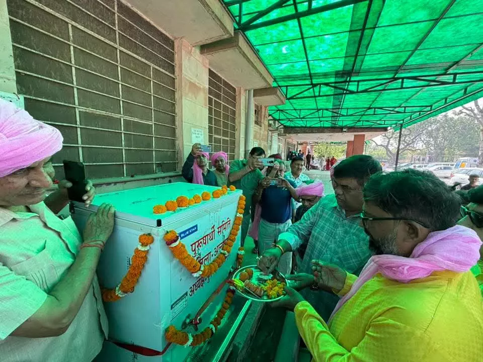 Alwar: वन राज्यमंत्री ने वैशाखी के पावन पर्व पर शहीद भगत सिंह की प्रतिमा पर माल्यार्पण कर किया नमन Alwar: वन राज्यमंत्री ने वैशाखी के पावन पर्व पर शहीद भगत सिंह की प्रतिमा पर माल्यार्पण कर किया नमन