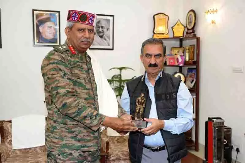 सुखू ने BRO से कई महत्वपूर्ण सड़कों के रखरखाव का जिम्मा संभालने का आग्रह किया सुखू ने BRO से कई महत्वपूर्ण सड़कों के रखरखाव का जिम्मा संभालने का आग्रह किया