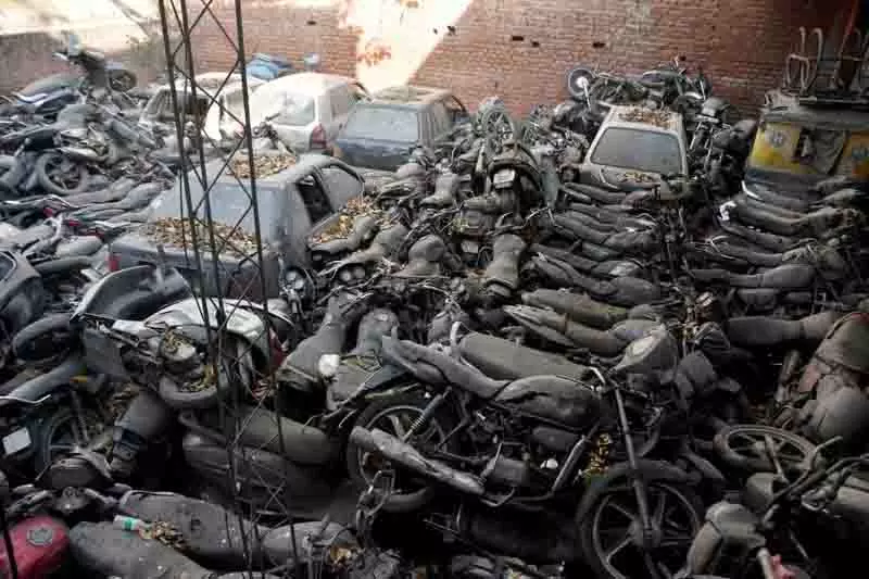 जब्त वाहनों के लिए थानेदारों को संगीत सुनने की व्यवस्था ठीक से नहीं की गई: CP जब्त वाहनों के लिए थानेदारों को संगीत सुनने की व्यवस्था ठीक से नहीं की गई: CP