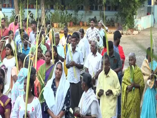 Trichy में ईसाइयों ने पाम संडे मनाया Trichy में ईसाइयों ने पाम संडे मनाया