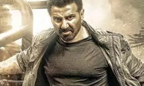 Sunny Deol:  बॉक्स ऑफिस पर दिखा सनी देओल का जादू, जाट ने 3 दिन में कमाए इतने करोड़
