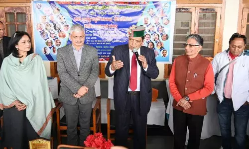 बाबा भलकू की विरासत का सम्मान करने के लिए 31 लेखक साहित्यिक ट्रेन में सवार हुए बाबा भलकू की विरासत का सम्मान करने के लिए 31 लेखक साहित्यिक ट्रेन में सवार हुए