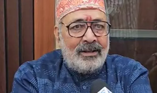 गिरिराज सिंह का राजद पर तंज, बिहार से लालटेन का हुआ पलायन गिरिराज सिंह का राजद पर तंज, बिहार से लालटेन का हुआ पलायन