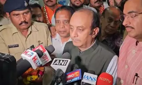 ममता के बयान पर सुधांशु त्रिवेदी का पलटवार, कहा- राज्यों को केंद्र का कानून लागू करने से इनकार का हक नहीं