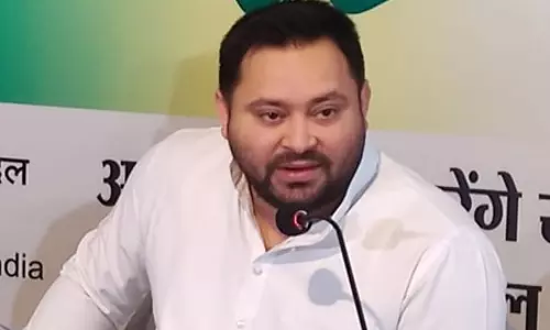 बिहार में शराबबंदी कानून मजाक, गरीब बन रहे निशाना : तेजस्वी यादव