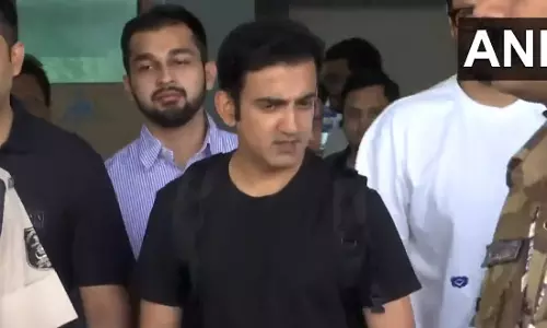 गौतम गंभीर रायपुर पहुंचे, वीडियो