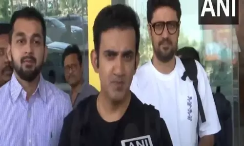 टीम इंडिया के मुख्य कोच गौतम गंभीर क्रिक फेस्ट 2025 में भाग लेने के लिए Raipur पहुंचे टीम इंडिया के मुख्य कोच गौतम गंभीर क्रिक फेस्ट 2025 में भाग लेने के लिए Raipur पहुंचे