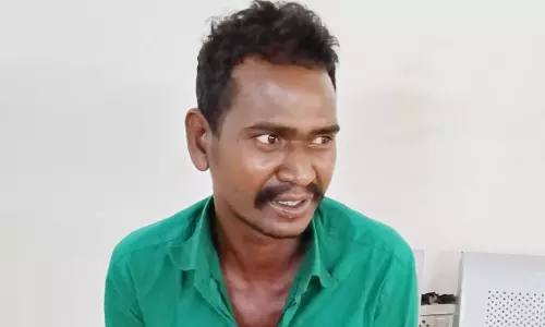 गुप्तांग पर चाकू घोंपा, पति की इस हरकत से मौत से लड़ रही पत्नी