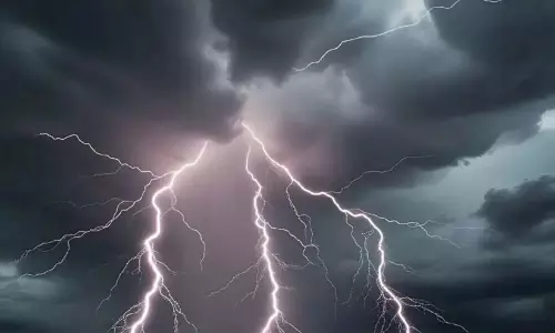 राज्य में आंधी के साथ बारिश; समुद्री कटाव की संभावना राज्य में आंधी के साथ बारिश; समुद्री कटाव की संभावना
