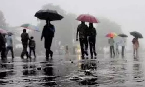 Uttarakhand के तीन जिलों में भारी बारिश के आसार, IMD ने जारी किया पूर्वानुमान Uttarakhand के तीन जिलों में भारी बारिश के आसार, IMD ने जारी किया पूर्वानुमान