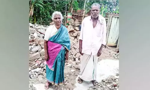 Kerala: बुजुर्ग दंपत्ति ने बेटी के खिलाफ शिकायत दर्ज कराई