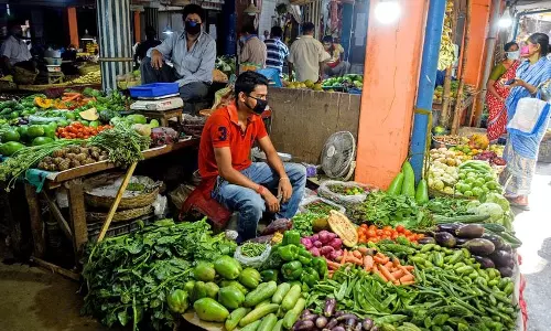Kerala :  कीमतें स्थिर विशु-विशेष सब्जी की खरीदारी से जेब पर बोझ नहीं पड़ेगा