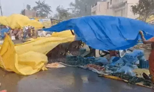 जमकर कोंडागांव में बारिश हुई, ओले भी गिरे वीडियो जमकर कोंडागांव में बारिश हुई, ओले भी गिरे वीडियो