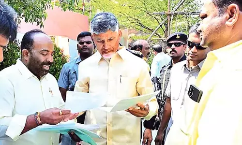 YSRCP विधायक के भूमि घोटाले पर आश्चर्य व्यक्त किया : CM Naidu