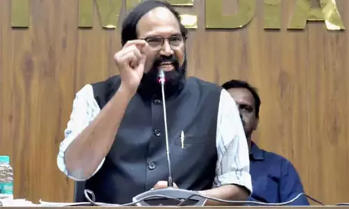 हम बिल्डरों की समस्याओं को हल करने के लिए तैयार हैं: Minister Uttam हम बिल्डरों की समस्याओं को हल करने के लिए तैयार हैं: Minister Uttam