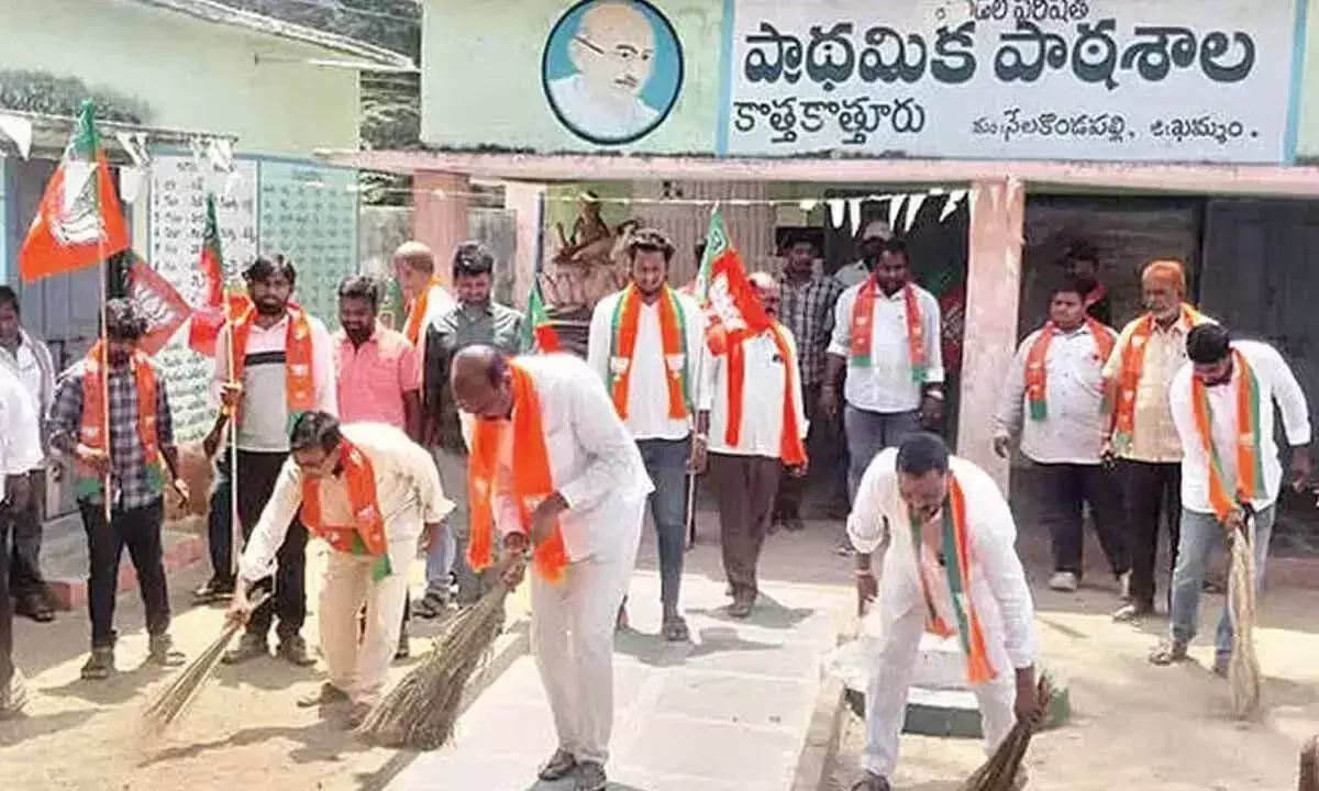 Telangana: किसान मोर्चा ने किया गांव चलो अभियान का नेतृत्व