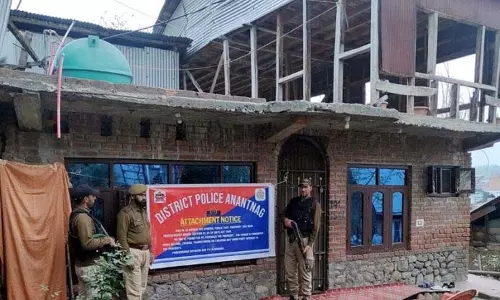 Jammu: पुलिस ने 1.2 करोड़ रुपये की संपत्ति जब्त की