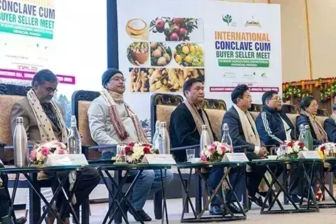CM ने कृषि एवं संबद्ध क्षेत्रों के विकास के लिए प्रतिबद्धता जताई CM ने कृषि एवं संबद्ध क्षेत्रों के विकास के लिए प्रतिबद्धता जताई
