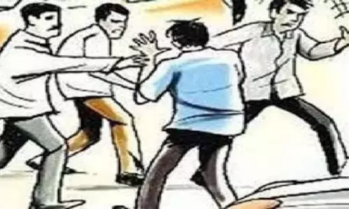 Kanpur: विकास के श्रेय को लेकर सपा नेताओं में भिड़ंत, मामला पहुंचा पुलिस तक Kanpur: विकास के श्रेय को लेकर सपा नेताओं में भिड़ंत, मामला पहुंचा पुलिस तक