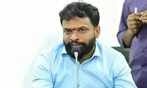 श्रम मंत्री ने भुमना करुणाकर रेड्डी पर निशाना साधा