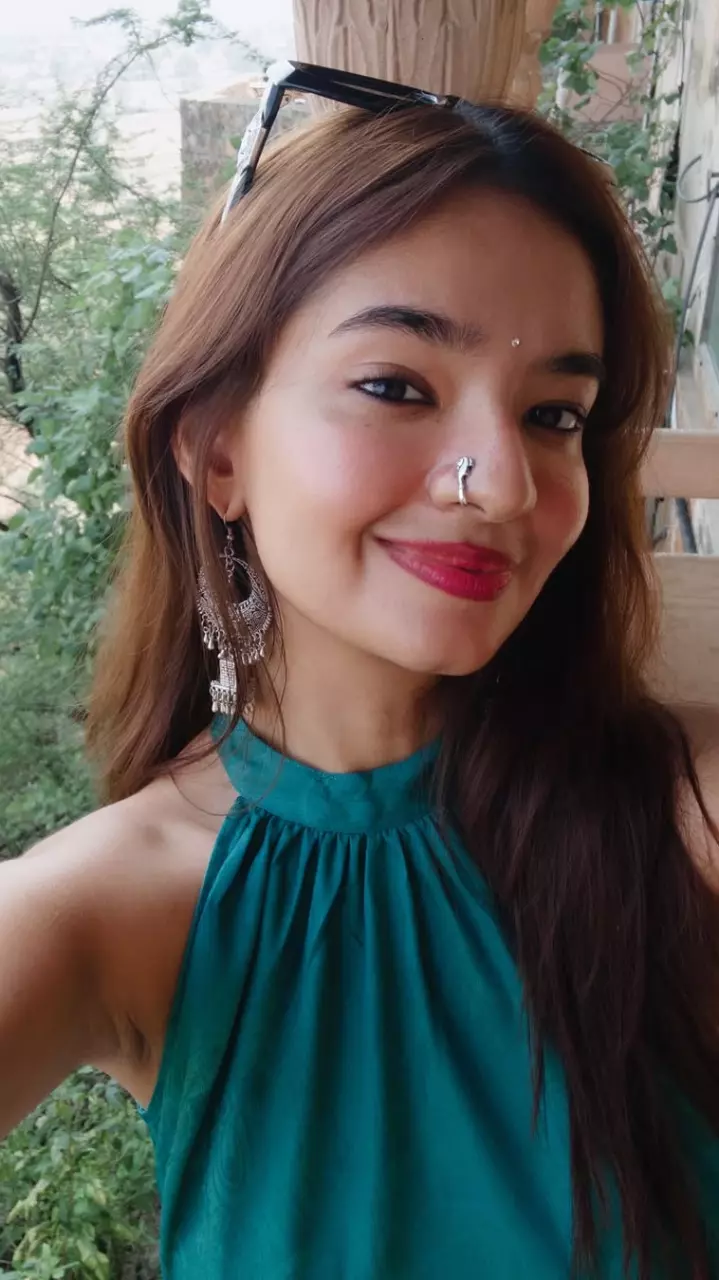 एन्जॉय करते नज़र आई Anushka Sen