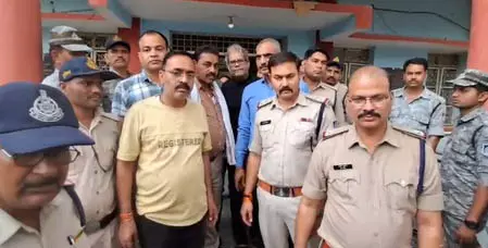 दमोह में सात लोगों के मौत के आरोपी फर्जी कार्डियोलॉजिस्ट की रिमांड चार दिन बढ़ी दमोह में सात लोगों के मौत के आरोपी फर्जी कार्डियोलॉजिस्ट की रिमांड चार दिन बढ़ी