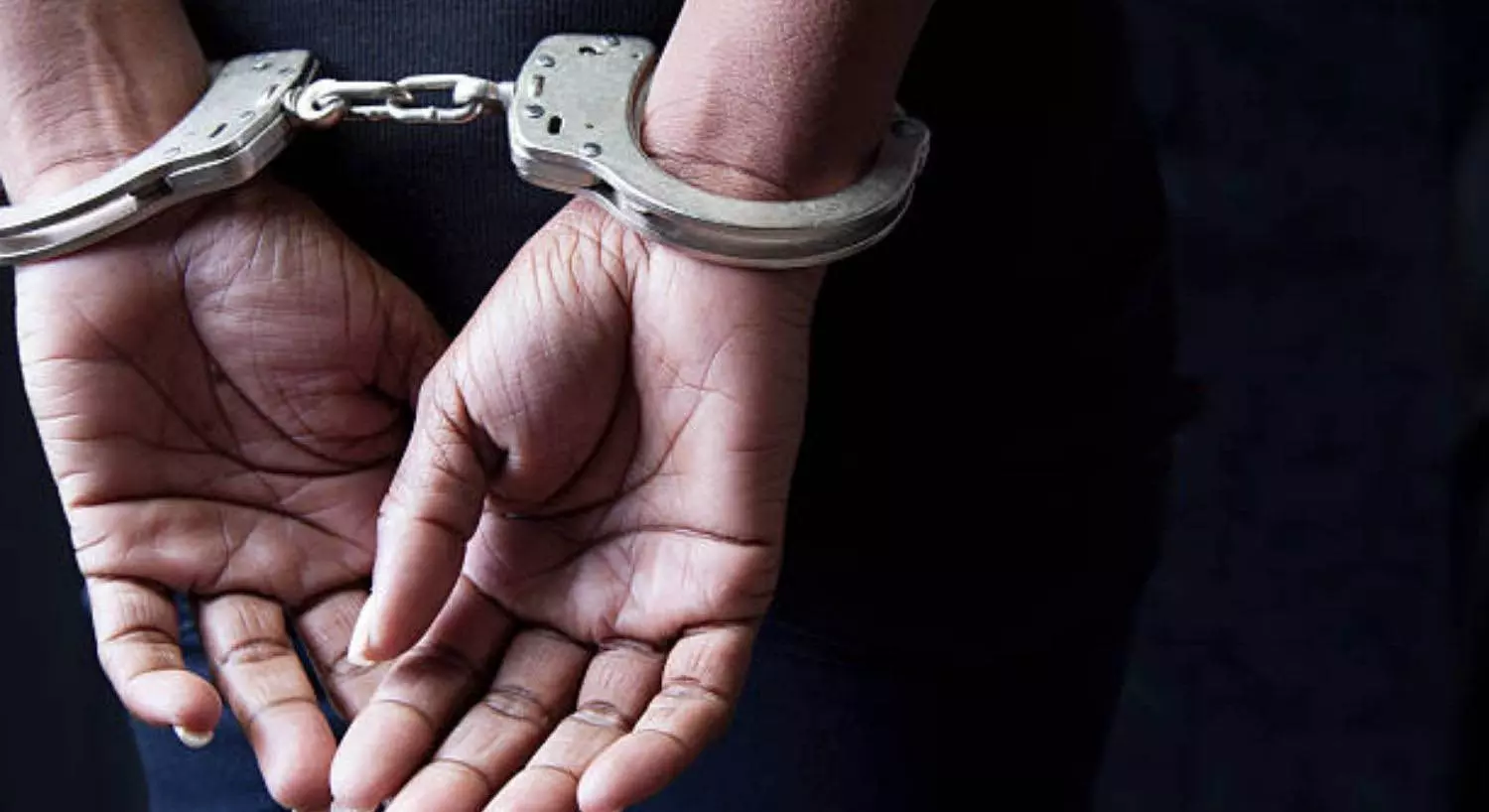 पुलिस ने ऑटो लिफ्टर को दबोचा, चोरी की मोटरसाइकिल और स्कूटी बरामद पुलिस ने ऑटो लिफ्टर को दबोचा, चोरी की मोटरसाइकिल और स्कूटी बरामद