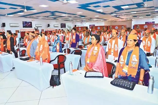 भाजपा दुनिया की सबसे बड़ी राजनीतिक पार्टी है : केंद्रीय मंत्री भाजपा दुनिया की सबसे बड़ी राजनीतिक पार्टी है : केंद्रीय मंत्री