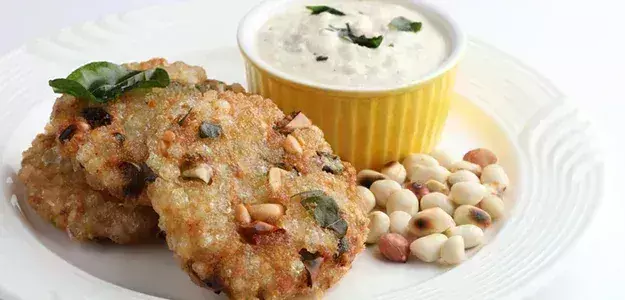 व्रत में खाने के लिए परफेक्ट है Sabudana Vada व्रत में खाने के लिए परफेक्ट है Sabudana Vada