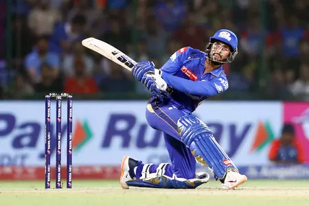 आईपीएल 2025: मुंबई इंडियंस की जीत के साथ टूटा तिलक वर्मा के साथ जुड़ा अनचाहे रिकॉर्ड का सिलसिला आईपीएल 2025: मुंबई इंडियंस की जीत के साथ टूटा तिलक वर्मा के साथ जुड़ा अनचाहे रिकॉर्ड का सिलसिला