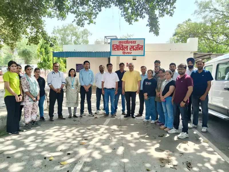 Haryana : स्पष्टीकरण डॉक्टरों ने एसएमओ के निलंबन को मनमाना बताया Haryana : स्पष्टीकरण डॉक्टरों ने एसएमओ के निलंबन को मनमाना बताया
