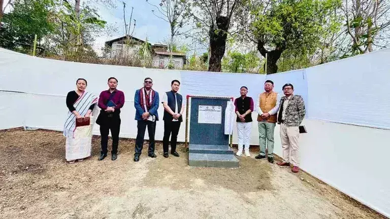 Nagaland : पर्यावरणीय मुद्दों से निपटने के लिए एकजुट हों: सी.एल. जॉन Nagaland : पर्यावरणीय मुद्दों से निपटने के लिए एकजुट हों: सी.एल. जॉन